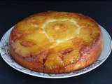 Torta de abacaxi ou gâteau brésilien renversé à l’ananas caramélisé