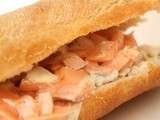 Sandwich au saumon, sauce fraîcheur