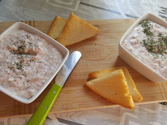 Velouté de poireau au fromage frais (Saint-Moret) - la cerise sur le maillot