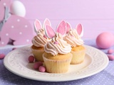 Êtes-vous à la recherche de desserts de Pâques simples? Essayez nos cupcakes