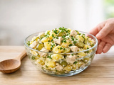 Salade de pomme de terre au poulet et cornichons