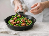Saucisse aux petits pois : la recette facile en 20 min