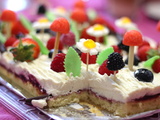 Gâteau “forêt enchantée” au chocolat blanc et aux fruits rouges