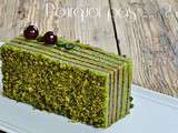 Pistache / cerise  -  Cake