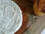 Fromage à tartiner ail et fines herbes {ou comment recycler de ses yaourts}