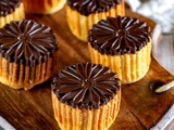 Gâteaux moelleux en coque de chocolat