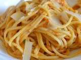 Spaghettis à la crème de courgettes et au chorizo