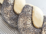 Pain challah au pavot : tressage à 4 brins et astuces de boulanger