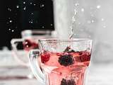 Thé glacé pétillant aux fruits rouges
