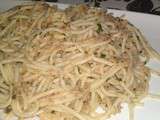Spaghettis au thon et à l'huile d'olive