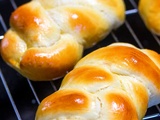 Petites brioches tressées