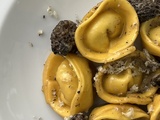 Ravioli aux morilles et à la truffe d’été