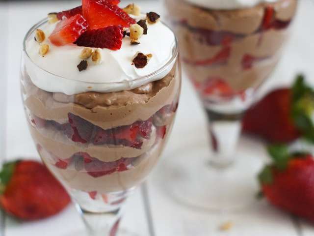 Parfait cupcake vanille fraise, ganache montée fraise