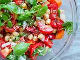 Salade santé aux tomate, basilic et pois chiches