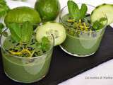 Gaspacho de concombre et avocat, citron vert et spiruline