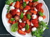 Salade de tomates, fraises et mozzarella, sauce fraises-citron vert