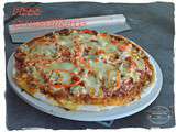Croustillante pizza grâce à la planche à pizza Leifheit