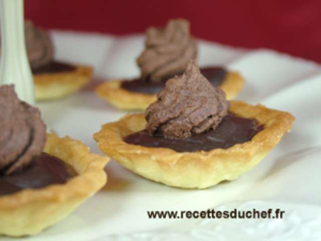 Livre Tupperware Chocolats Et Mignardises – Des Recettes Gourmandes D'occasion