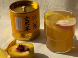 Thé glacé hojicha, sirop de pêche
