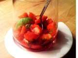 Fruits rouges : Salade de fraises au basilic et limoncello