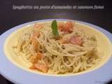 Spaghettis au pesto d'amandes et saumon fume