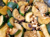 Poêlée de Courgettes aux Raisins Secs, Noix & Épices