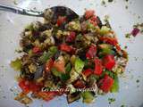 Salade israélienne à l'aubergine et légumes croquants