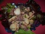 Salade de pommes de terre et restes de boeuf