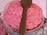 Cupcake velours rouge fraise ou tentation