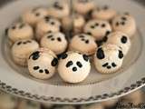 Pandacarons {macarons en forme de pandas au cassis }