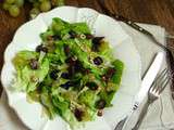 Salade d'automne mi-figue, mi-raisins, aux noisettes et pecorino, vinaigrette au miel