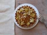 Tartelettes aux pommes, caramel au beurre salé et noisettes