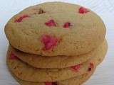 Cookies de fille à la violette et aux pralines roses