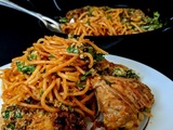 One-pan crispy spaghetti and chicken. Spaghettis et Poulet croustillants
