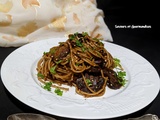 Spaghettis aux champignons épicés et au sésame