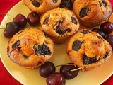 Muffins aux cerises, amandes et pistaches