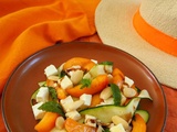Salade d’été aux abricots, feta, courgette et amandes