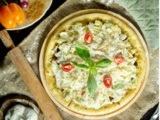 Cette tarte fine au fenouil et au fromage de chèvre prend d’assaut les cuisines françaises