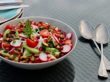 Salade de quinoa à la grenade et aux pistaches , le plat sain auquel les célébrités ne peuvent résister