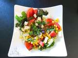 Salade mais, tomate, tofu au herbes fraîches