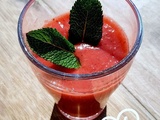 Jus detox pastèque/fraises/ menthe/ miel