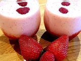 Smoothie aux fraises / framboises / dattes