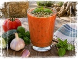 Smoothie salé tomate, basilic, concombre, ail et graines de courge/tournesol