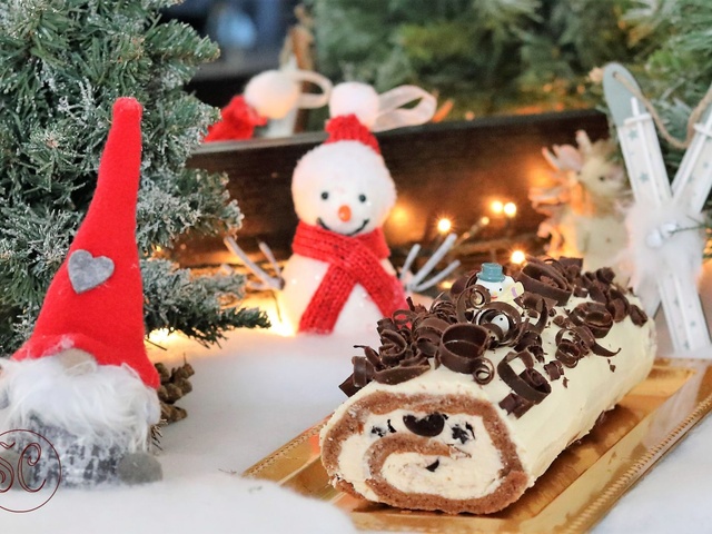 Bûche de Noël façon forêt noire - Les Pépites de Noisette