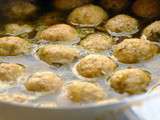 Knaidlach, boulettes de farine azyme pour soupes et potages - seder - Nouvel an juif
