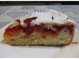 Gâteau de Savoie aux prunes - Recette en vidéo