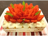 Gâteau facile fraises chantilly sans cuisson - Recette en vidéo