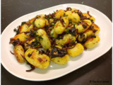 Pommes de terre poêlées avec oignon, ail et aneth - Recette en vidéo