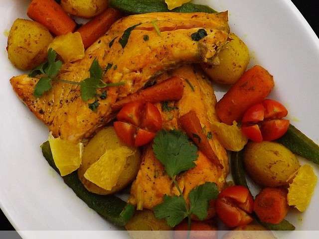 Couscous de saumon aux légumes - Recettes de cuisine Ôdélices