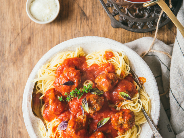 Spaghetti aux boulettes de viande et sauge - Recette par Tangerine Zest